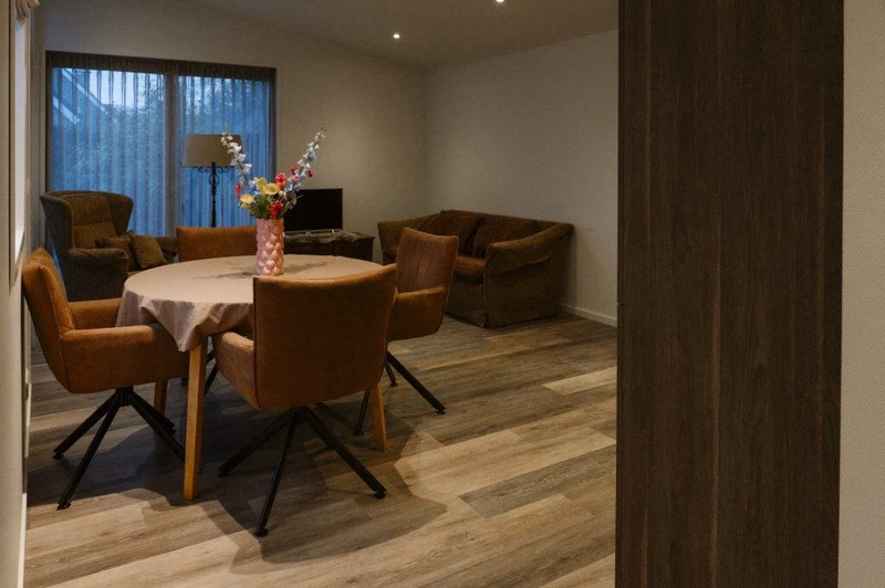 Foto 7 van L-vormige mantelzorgwoning van 54 m²