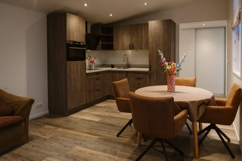 Foto 8 van L-vormige mantelzorgwoning van 54 m²